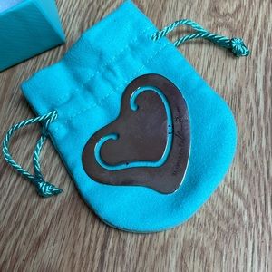 Tiffany & Co Elsa Peretti®
Heart Bookmark